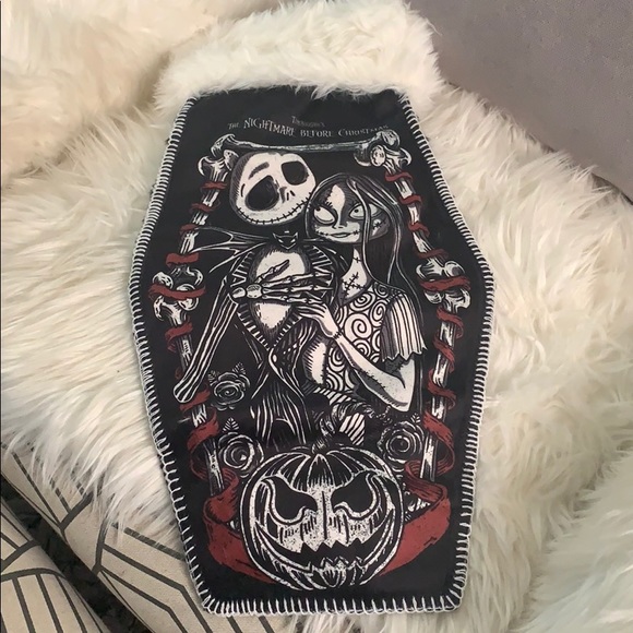 Disney  Jack & Sally Coffin Stocking last ☝️ - Picture 2 of 3